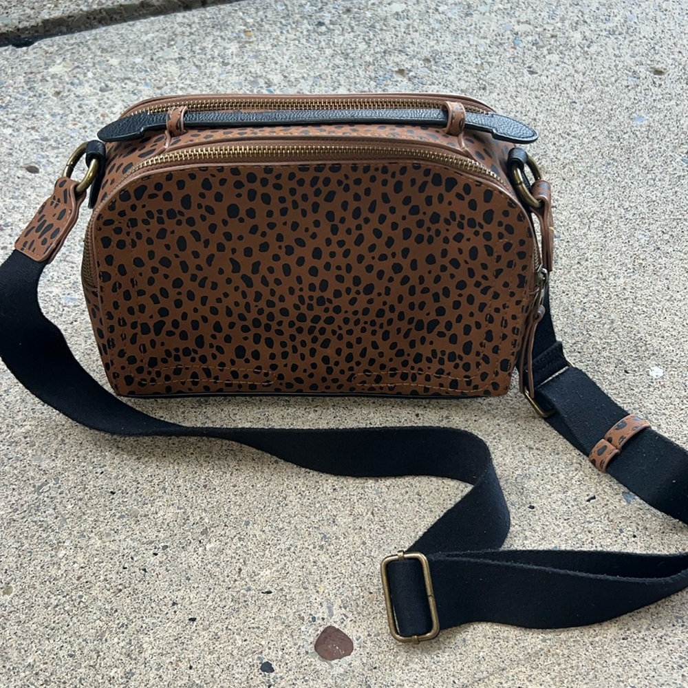 Universal Thread Double Compartment Cheetah Purse - image 1